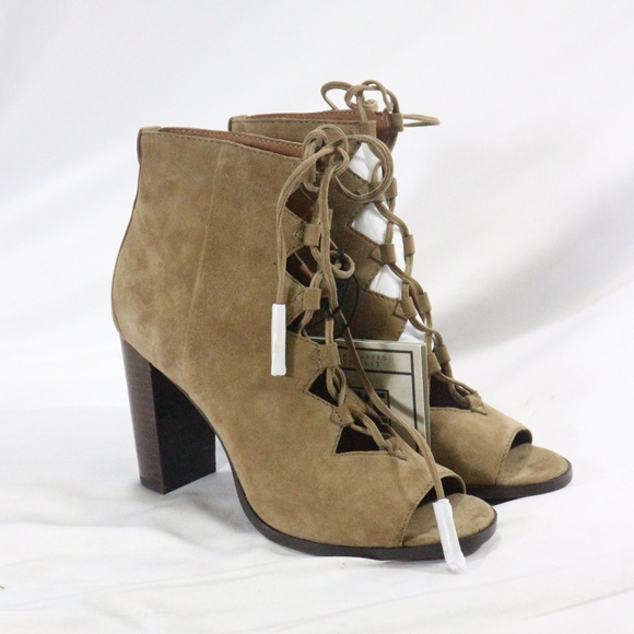 FRYE Women's Gabby Ghillie Dress Sandals NWT Sz 9 US - Picture 1 of 8